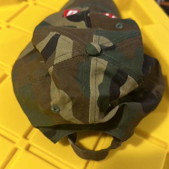 Faded hat - Picture 2 of 3